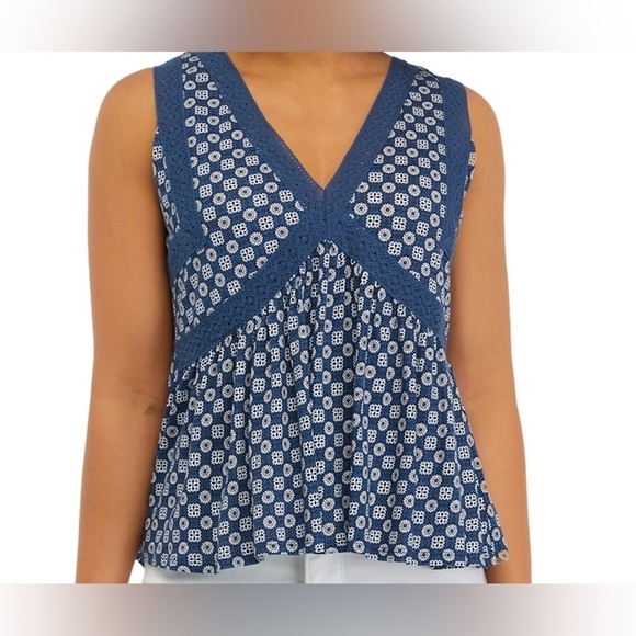 True Craft Junior's Printed V Neck Tank Top,Navy,Flowy,Size M,Brand New,NWT - Picture 9 of 9